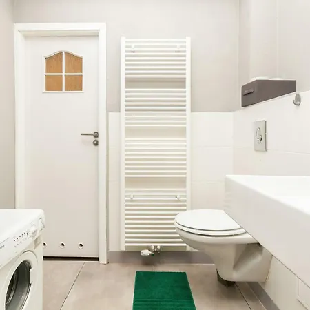 Miraua By Renters גדנסק